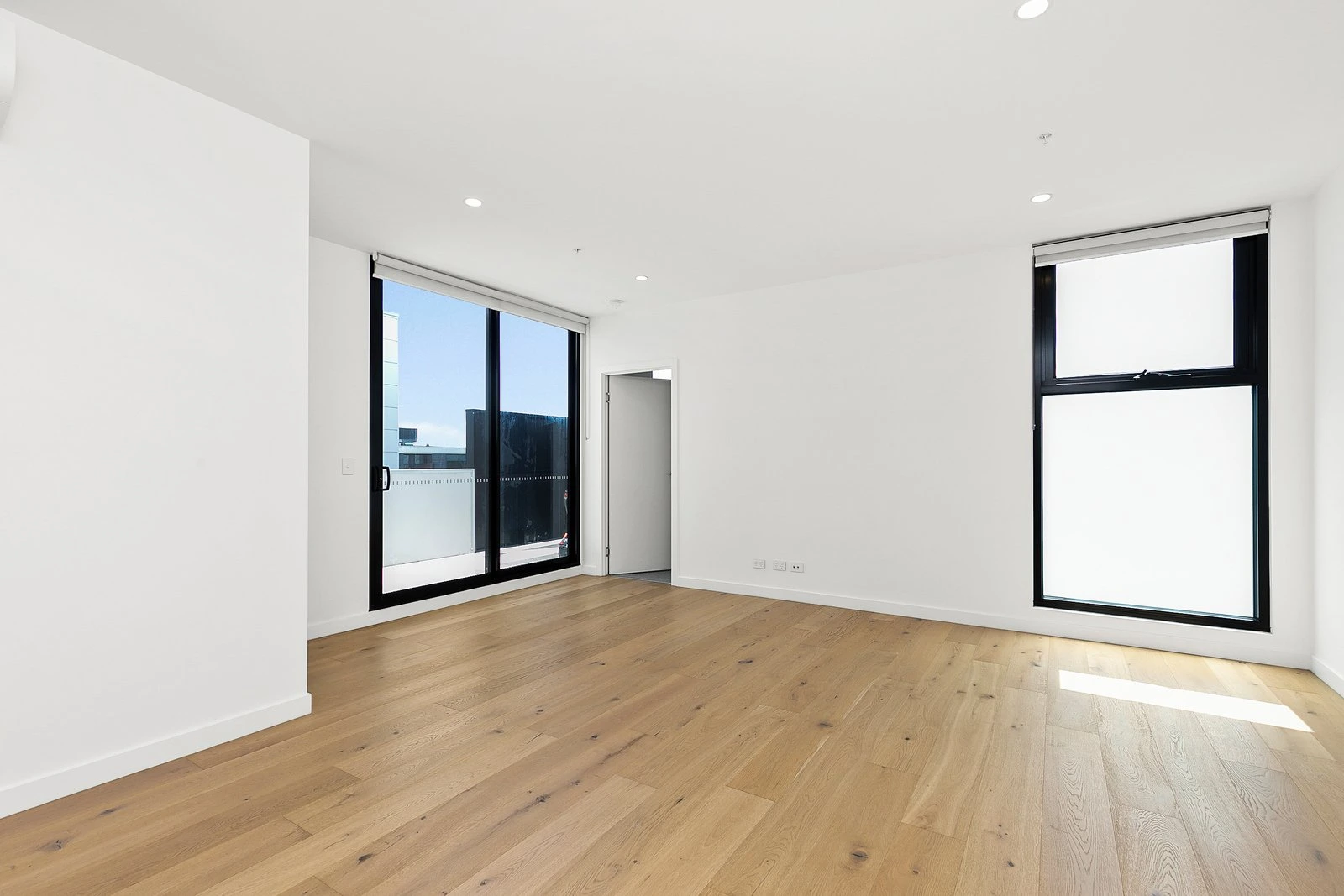 205/777 Doncaster Rd, Doncaster, 3108