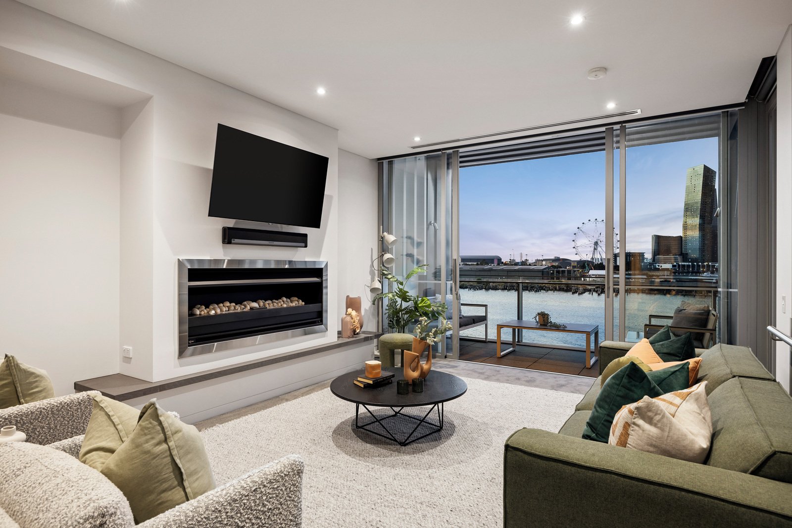 206 River Esplanade, Docklands, 3008