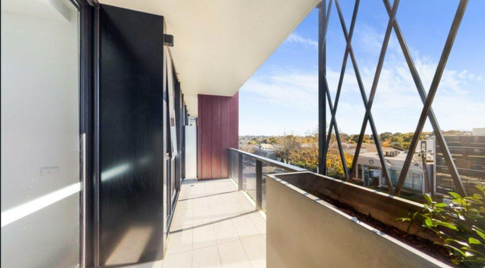207/348 Canterbury Road, Surrey Hills, 3127