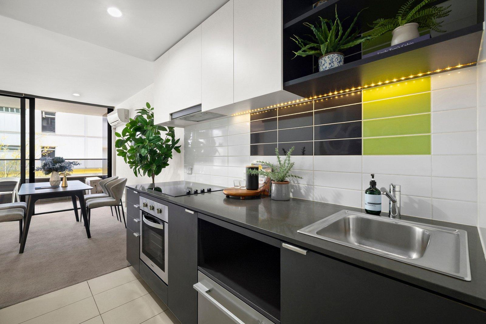 208/815 Bourke Street, Docklands, 3008