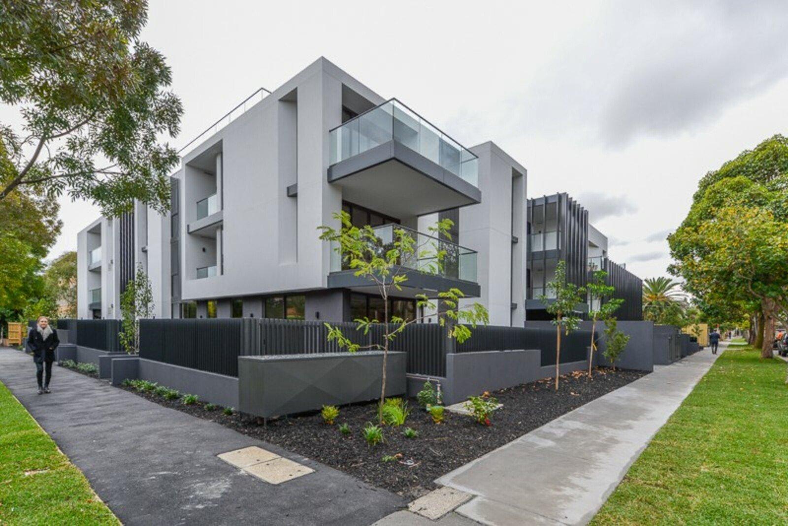208/15-17 Cromwell Road, South Yarra, 3141