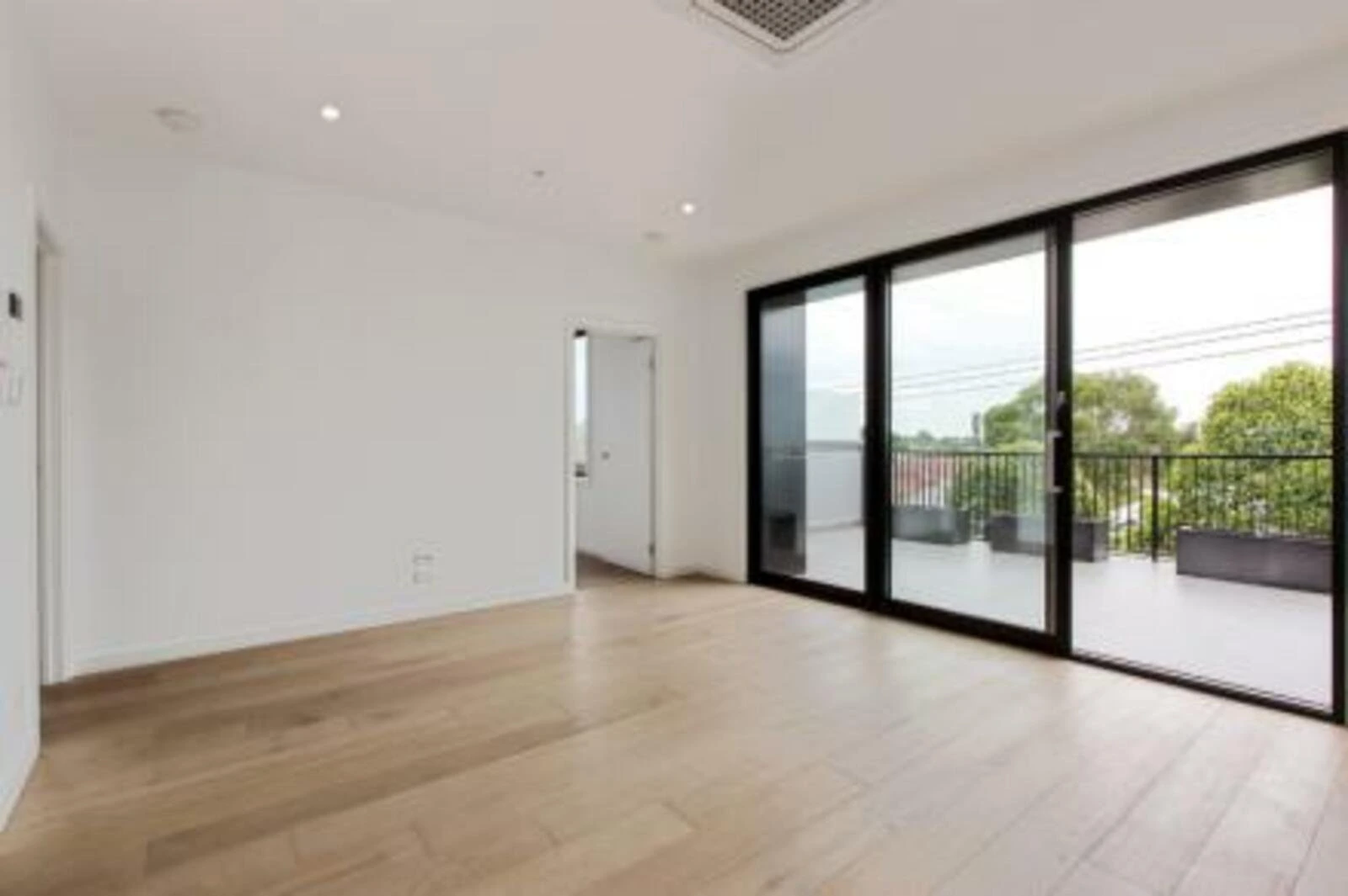 209/56 Harp Road, Kew, 3101