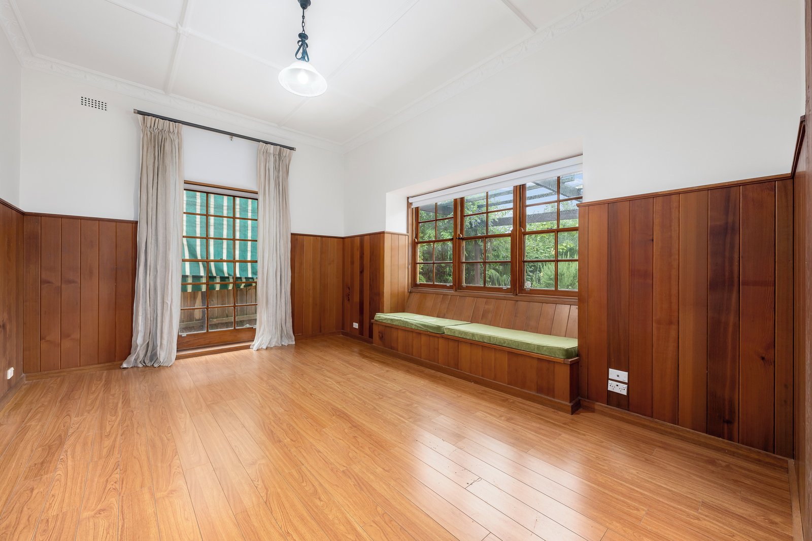 21 Alma Road, Camberwell, 3124
