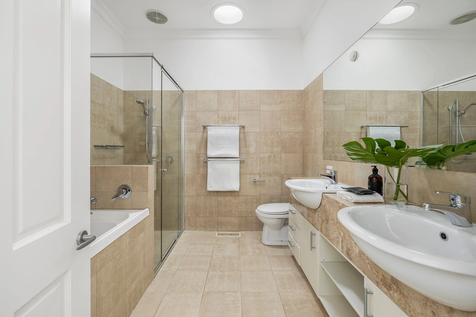 21 Dent Street, Glen Iris, 3146