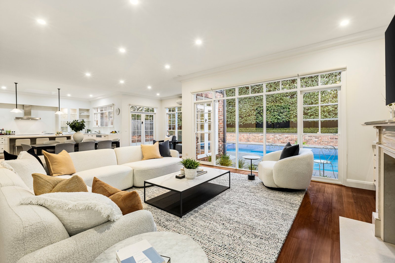 21 Parkside Avenue, Deepdene, 3103