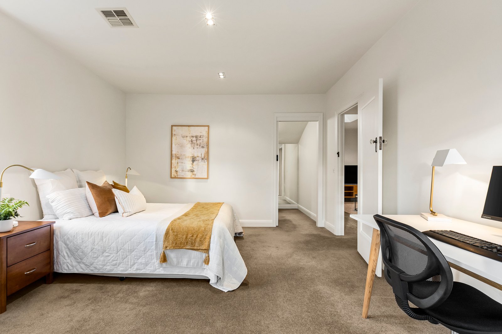 21 Parkside Avenue, Deepdene, 3103