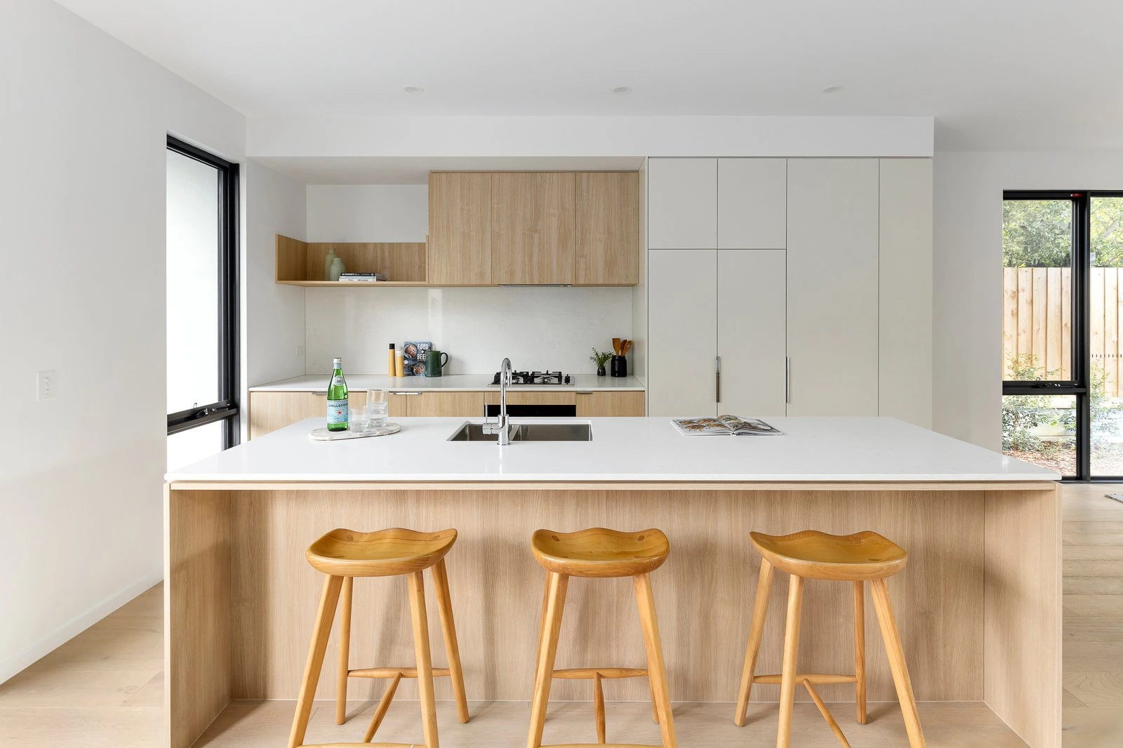 2/1087 Riversdale Road, Surrey Hills, 3127