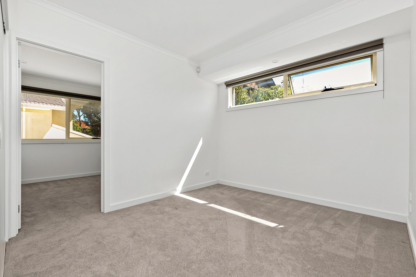 2/10 Central Avenue, Burwood, 3125