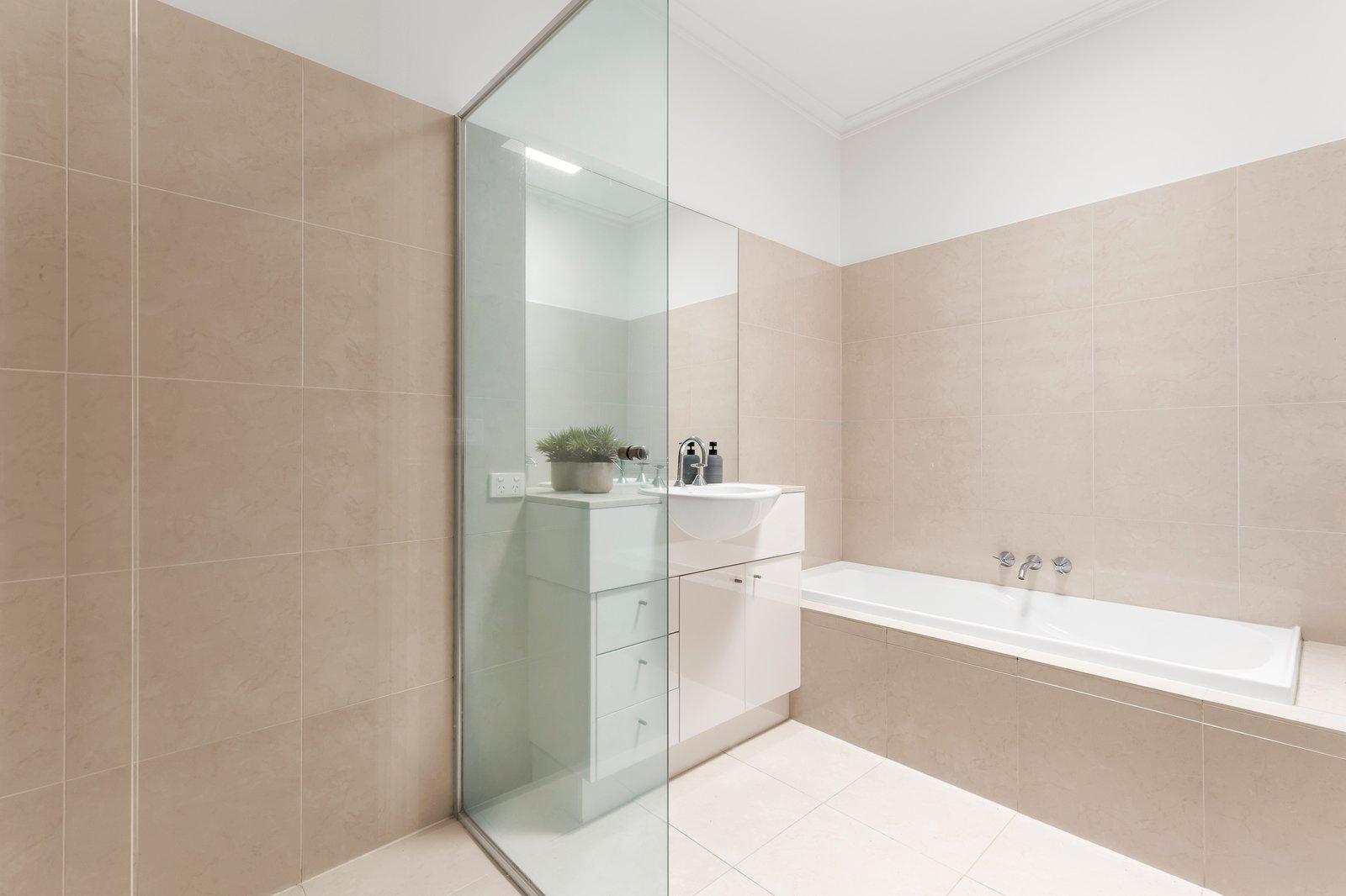 2/114 Guildford Road, Surrey Hills, 3127