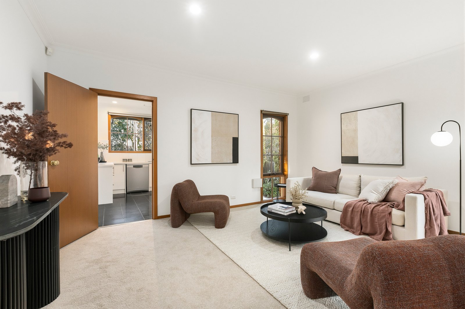 2/11 Valerie Street, Kew East, 3102