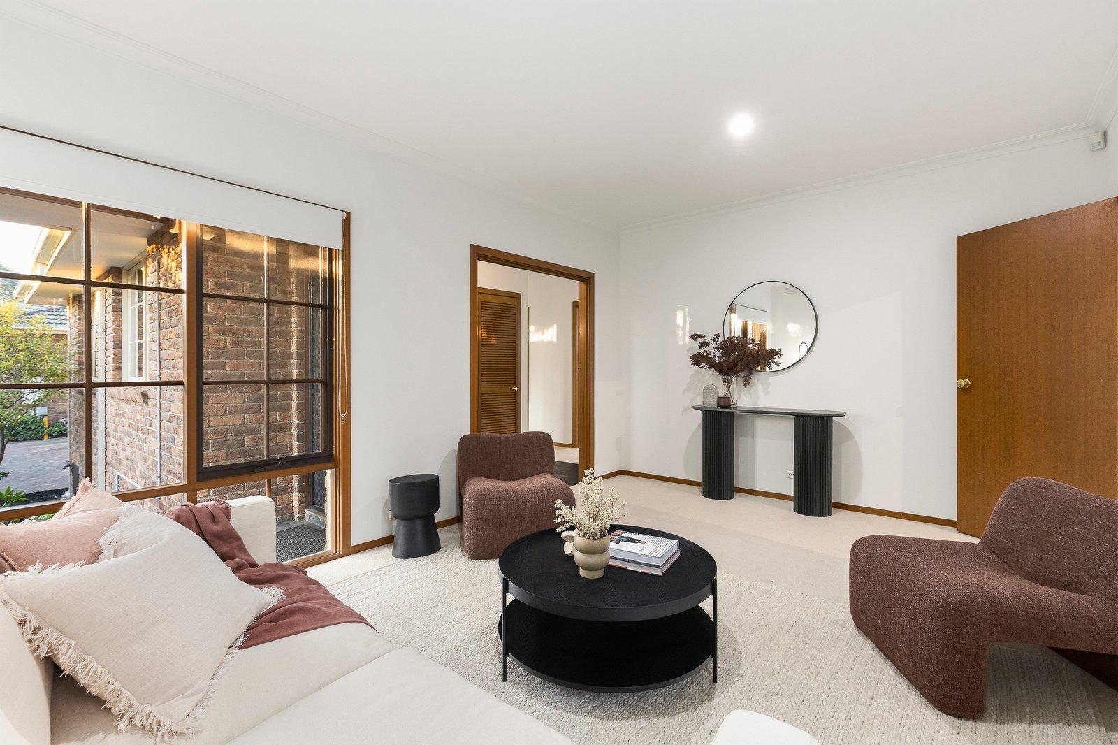 2/11 Valerie Street, Kew East, 3102