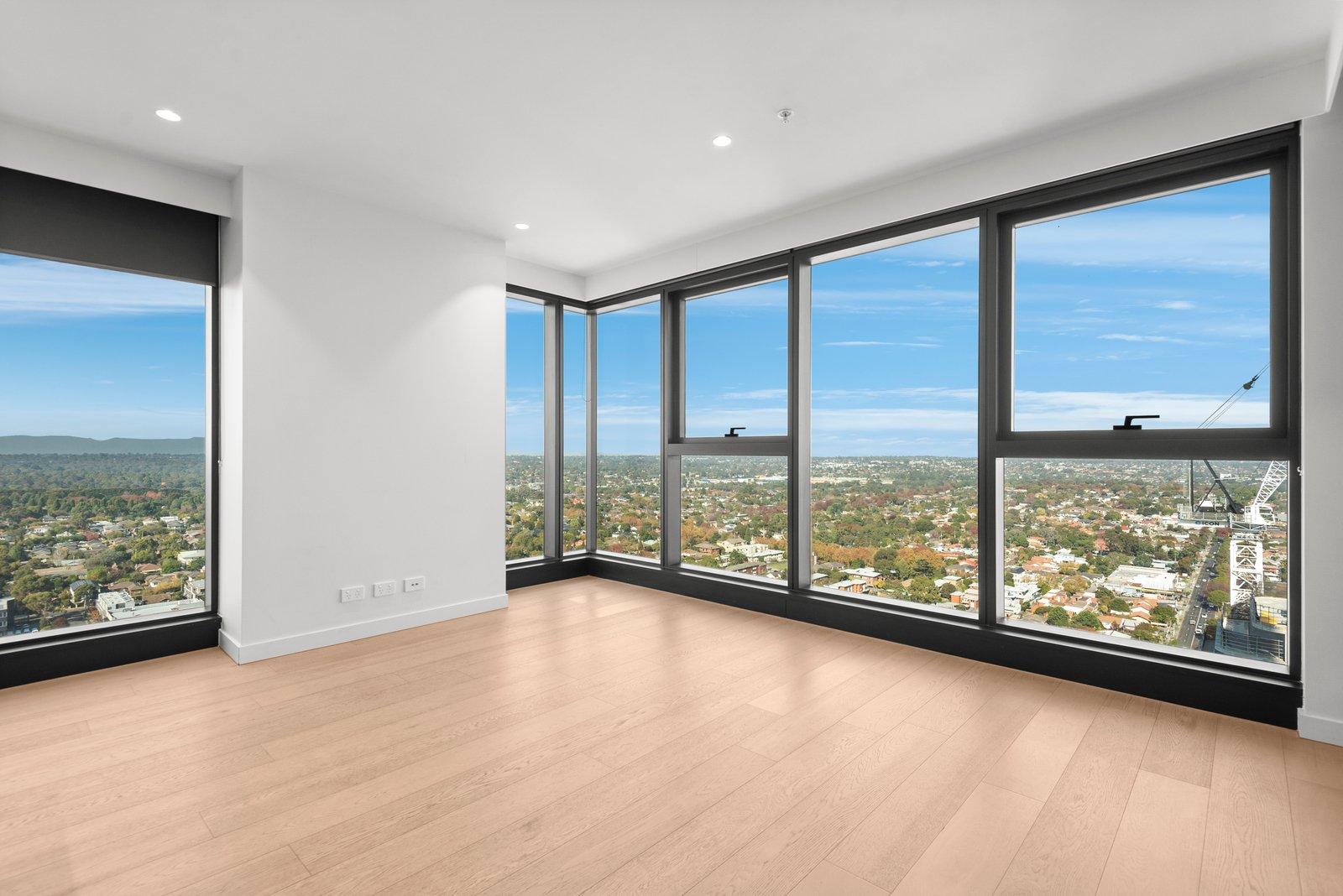 2113/545 Station Street, Box Hill, Vic