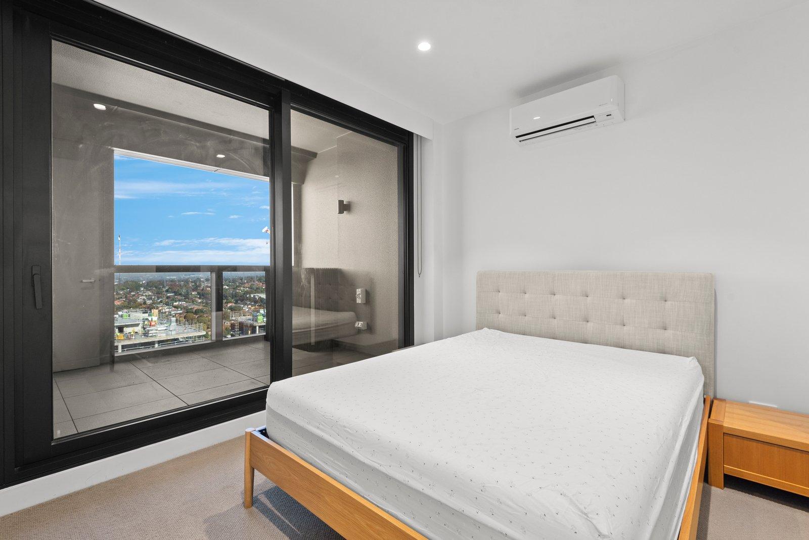 2113/545 Station Street, Box Hill, Vic