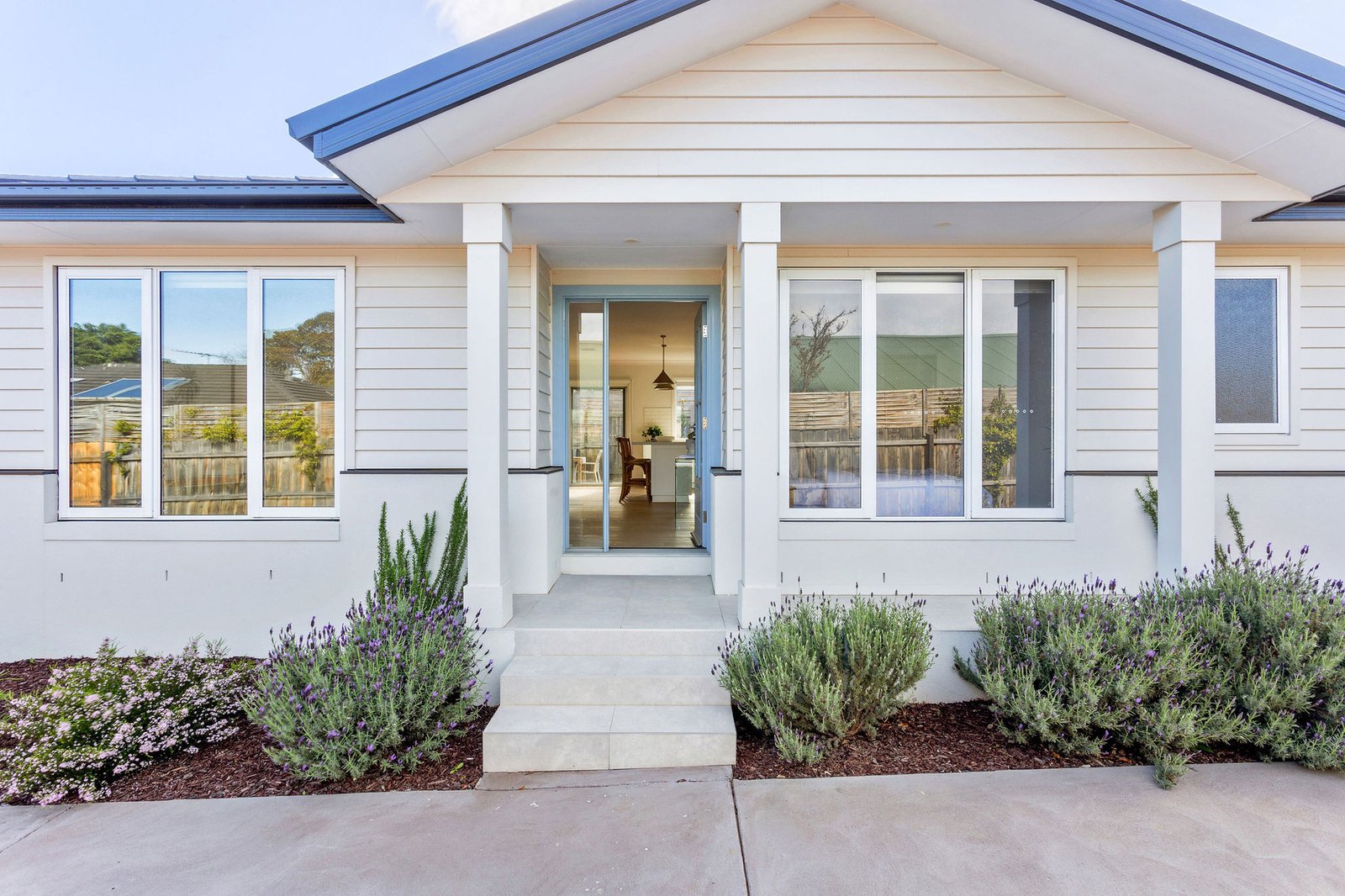 2/12 Coonara Avenue, Mount Eliza, 3930