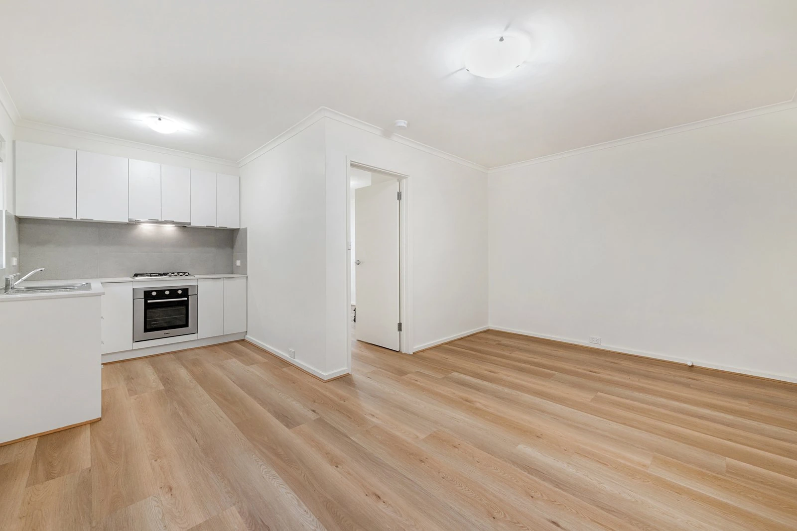 2/137-139 Coppin Street, Richmond, 3121