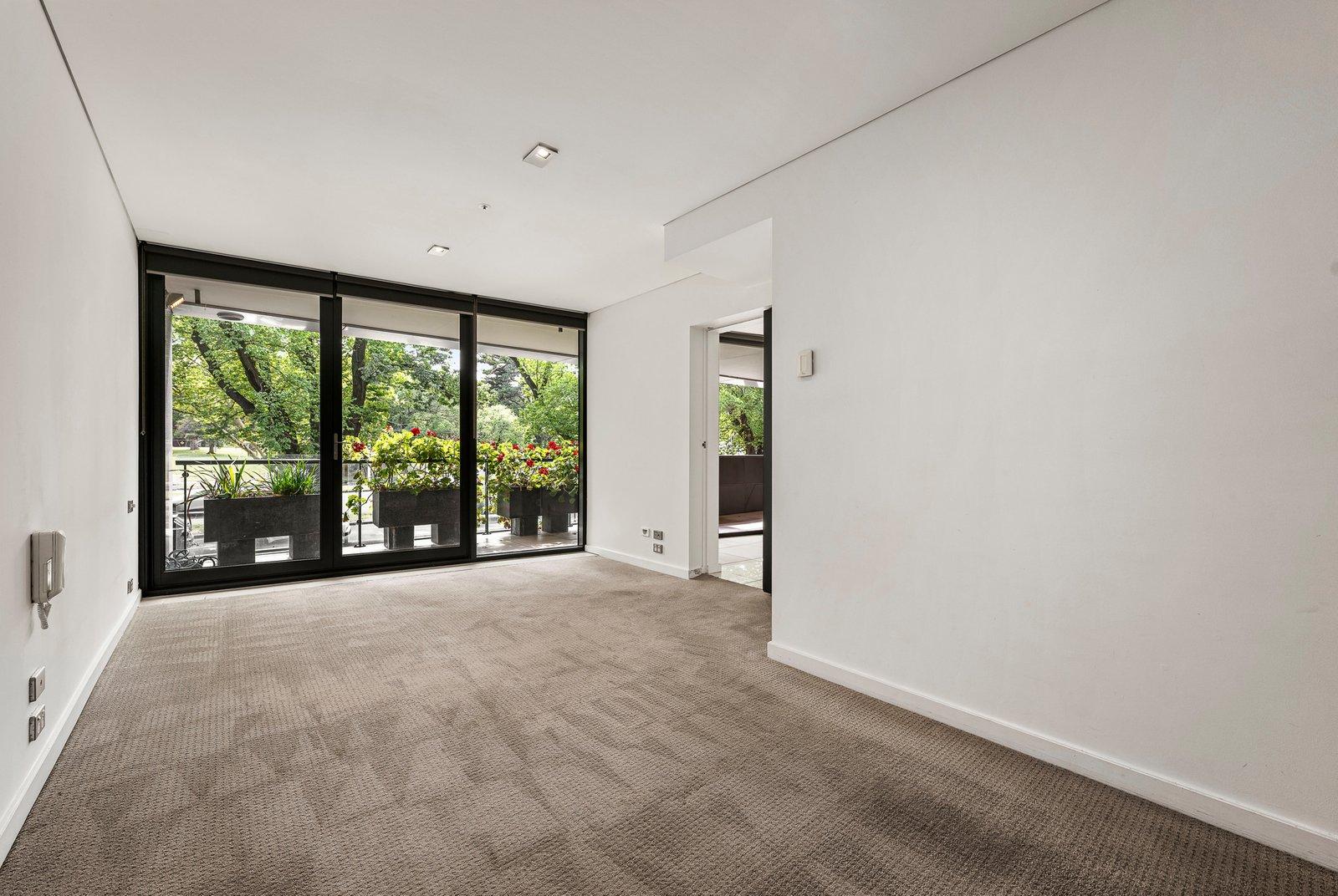 213/250 St Kilda Road, Southbank, 3006