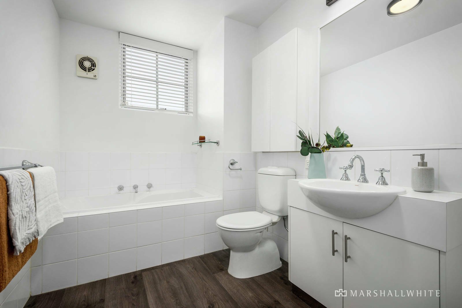 21/56 Beach Road, Hampton, 3188