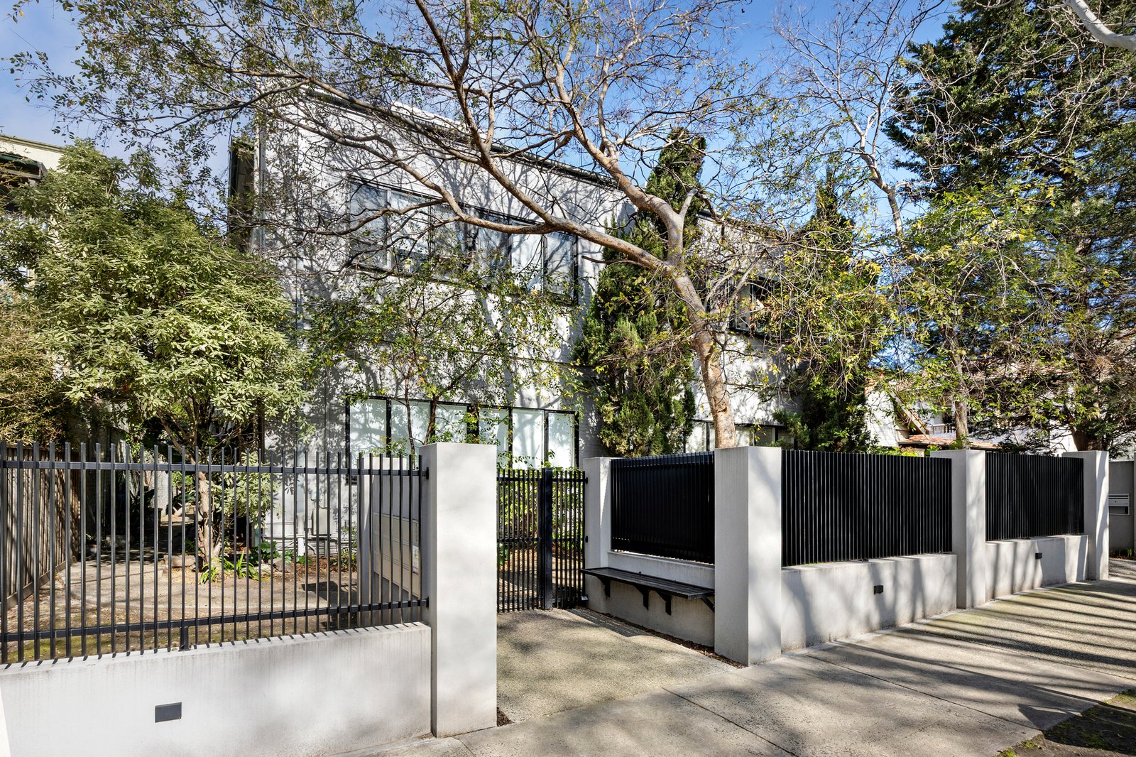 2/15-17 Charnwood Road, St Kilda, 3182