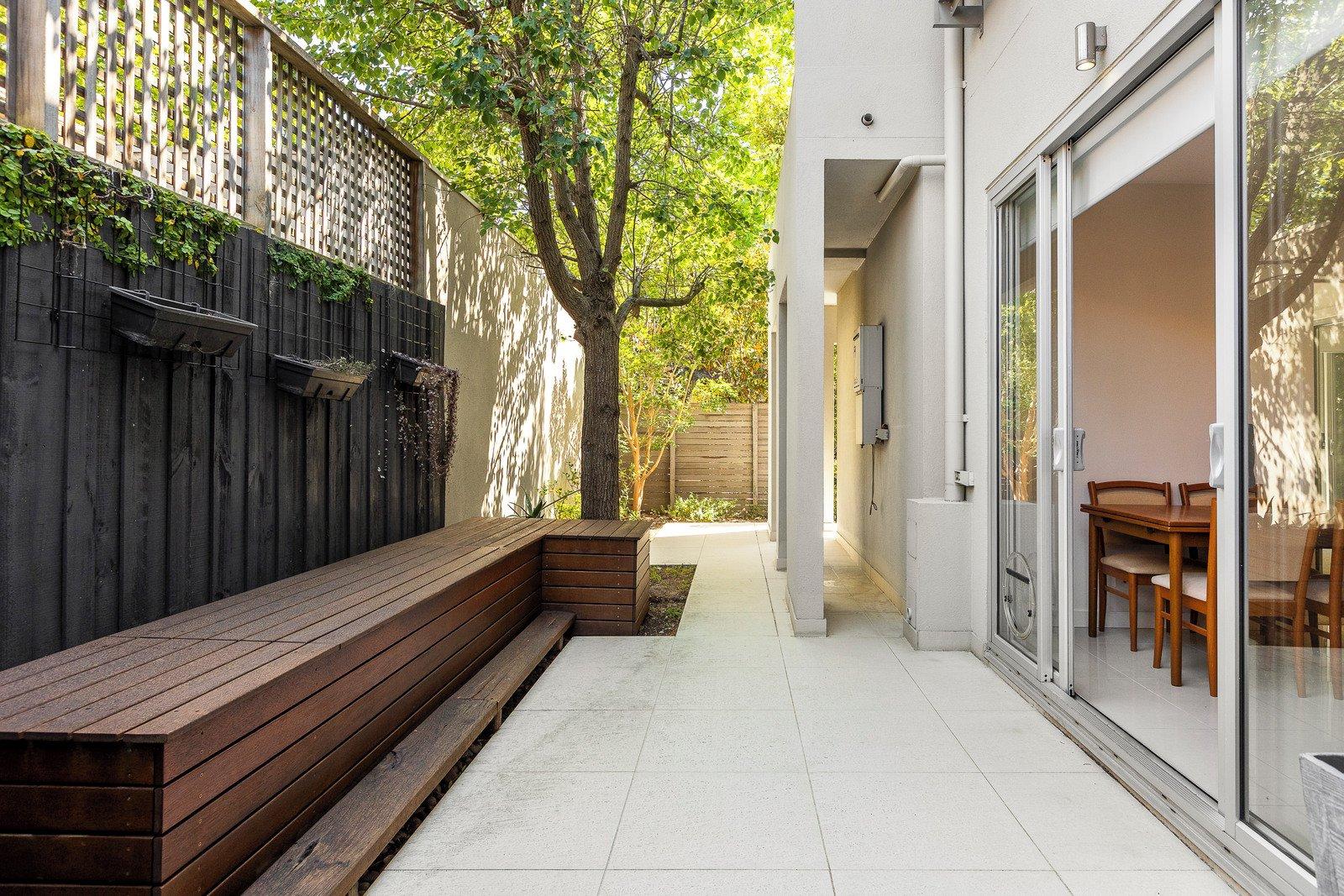 2/16-18 Dene Avenue, Malvern East, 3145