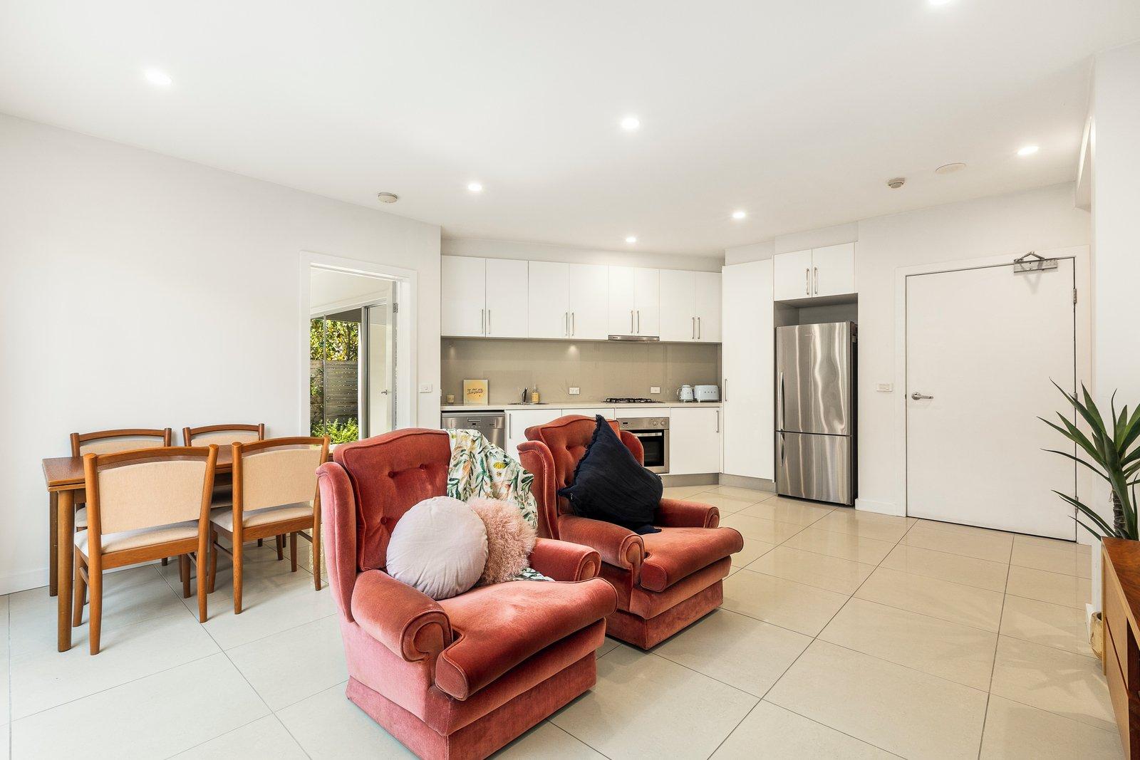 2/16-18 Dene Avenue, Malvern East, 3145