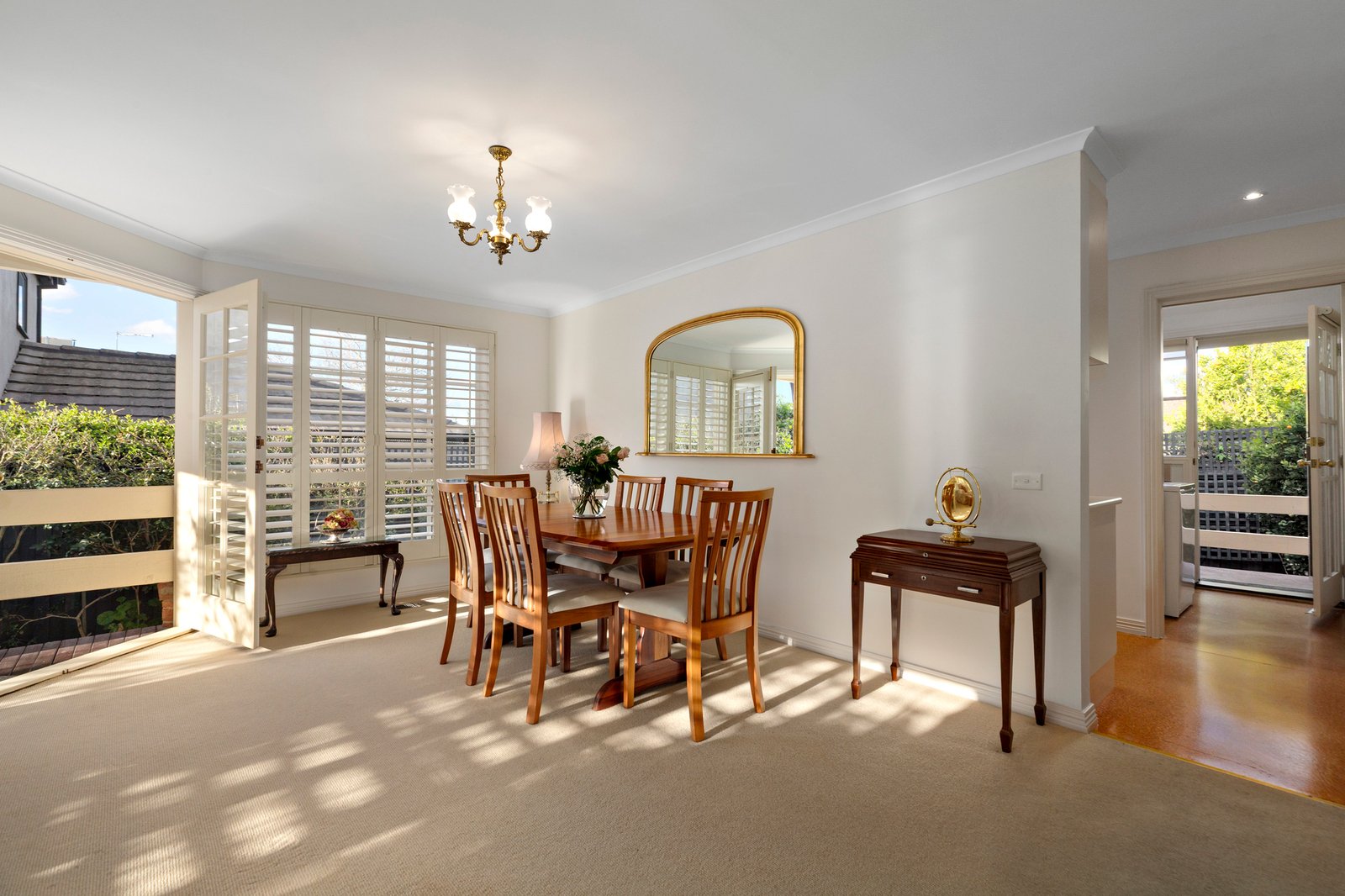 2/170 Finch Street, Glen Iris, 3146