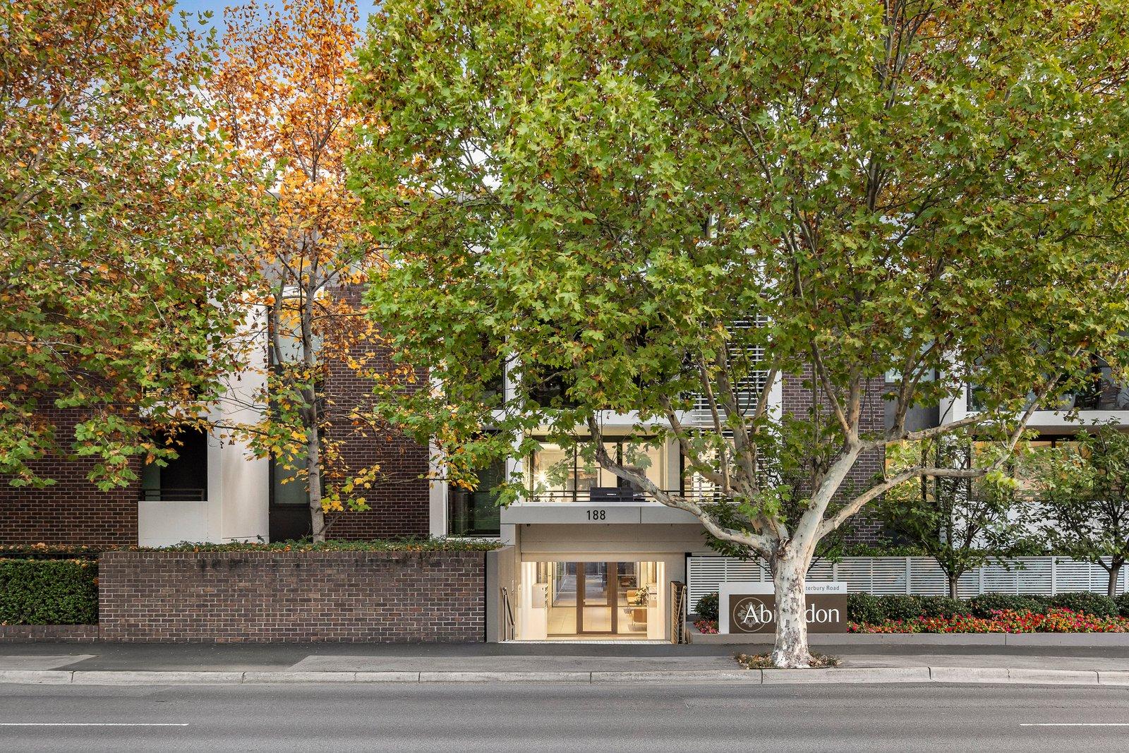 2/188 Canterbury Road, Canterbury, 3126