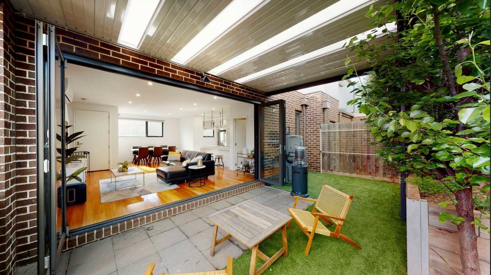 2/18 Lesley Street, Camberwell, 3124