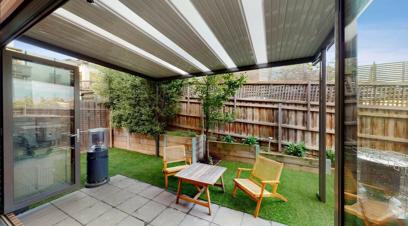 2/18 Lesley Street, Camberwell, 3124