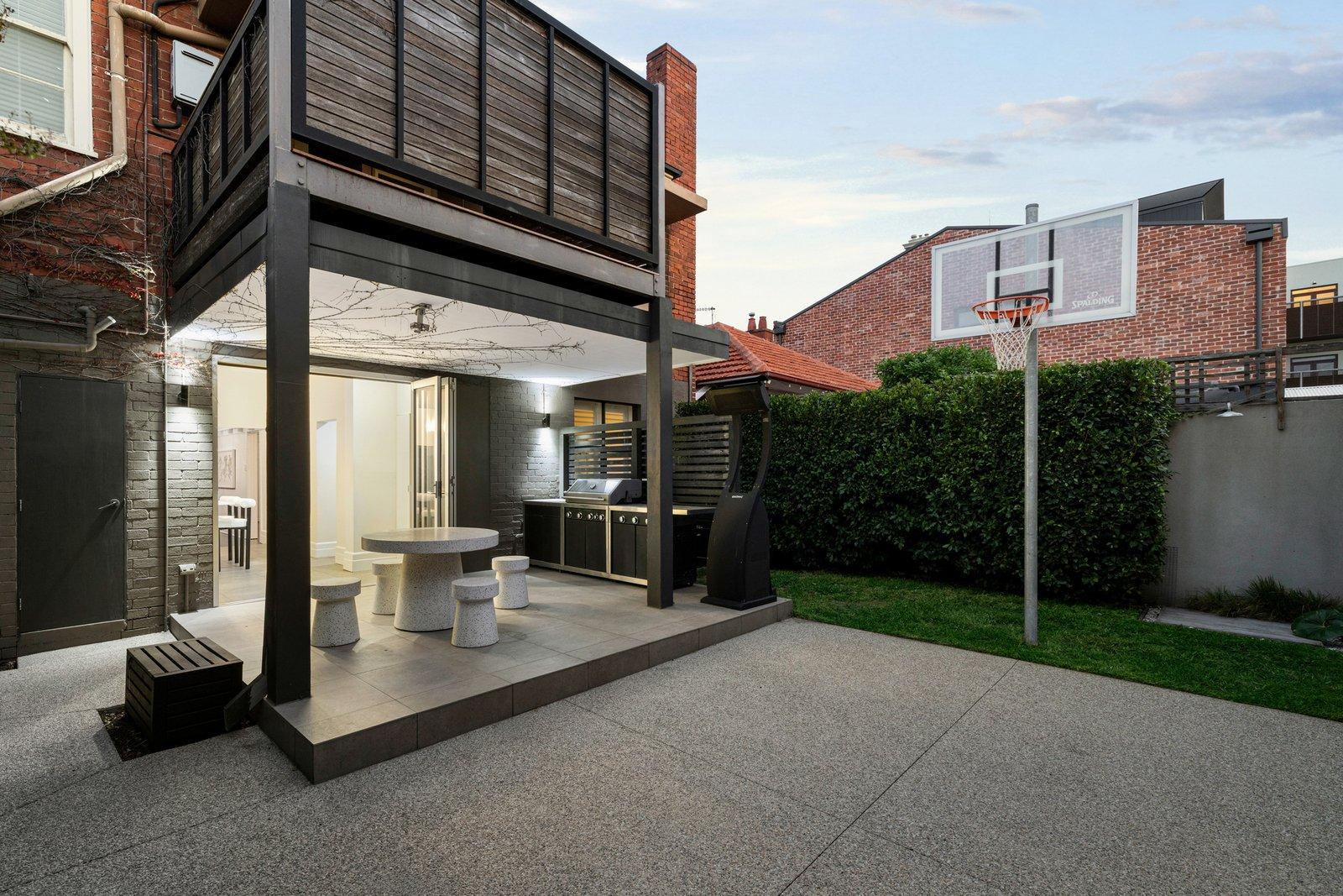 2/198 Kerferd Road, Albert Park, 3206