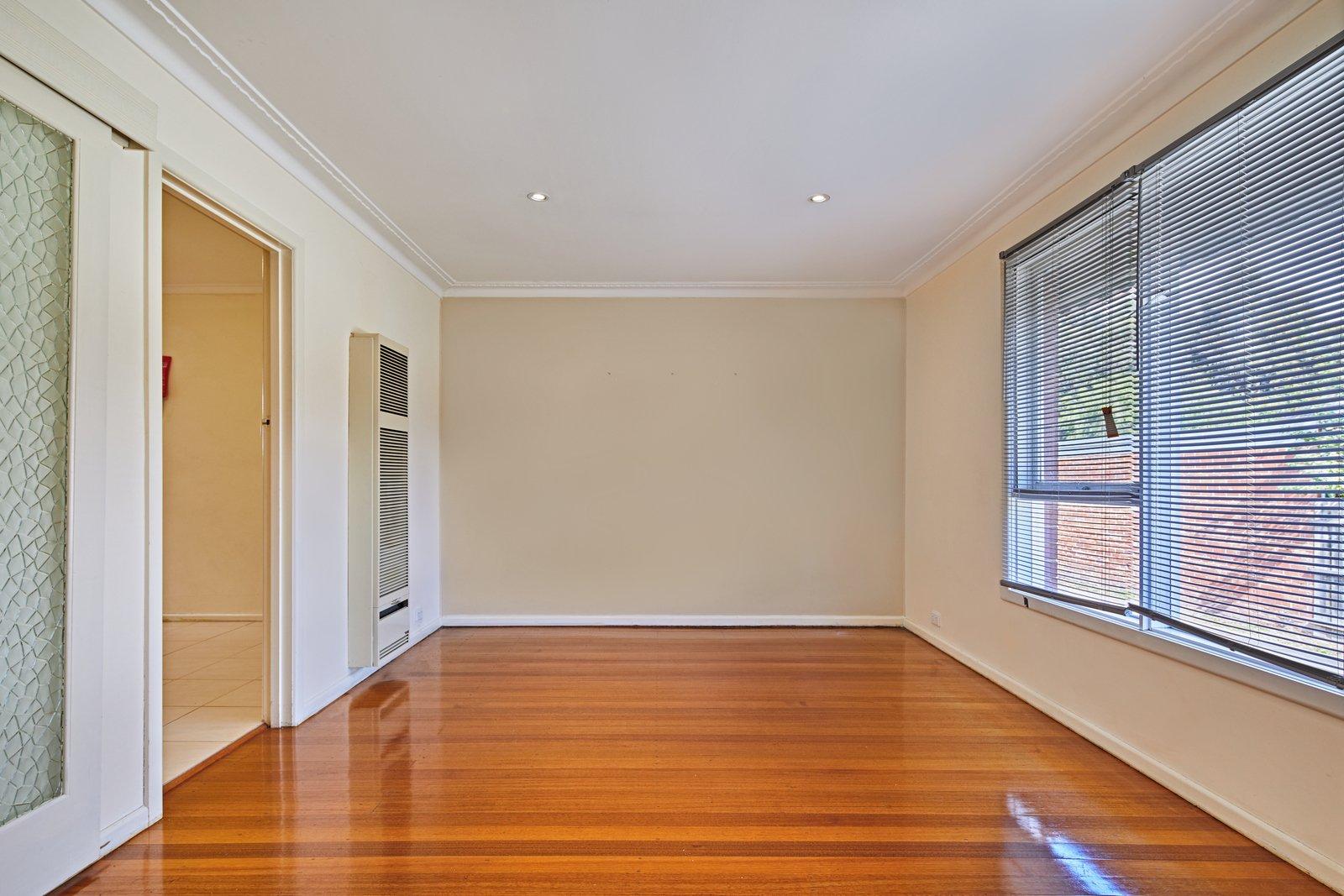 2/1A Beverley Street, Doncaster East, 3109