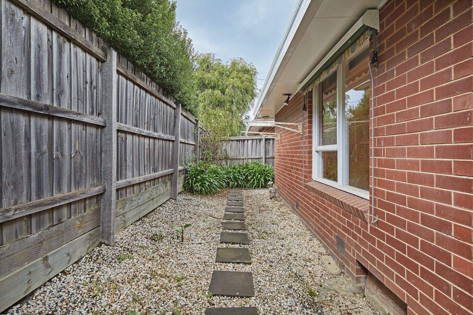 2/1A Beverley Street, Doncaster East, 3109