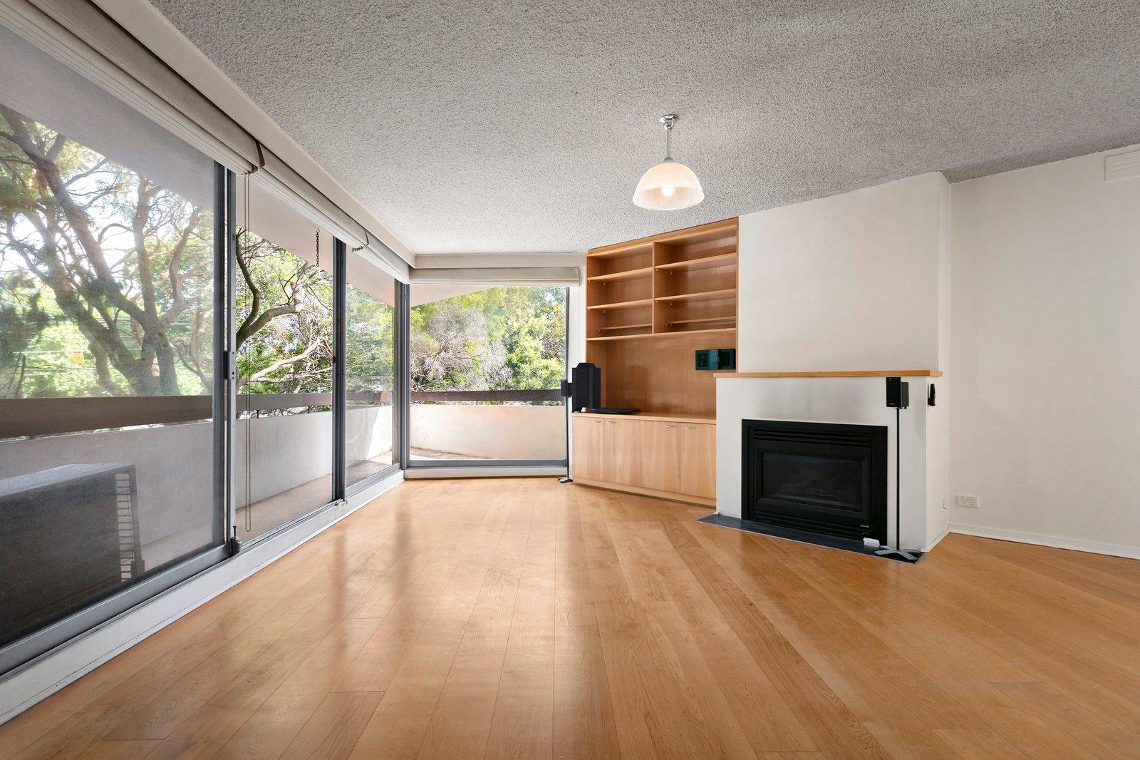 2/4 Heather Street, South Melbourne, 3205