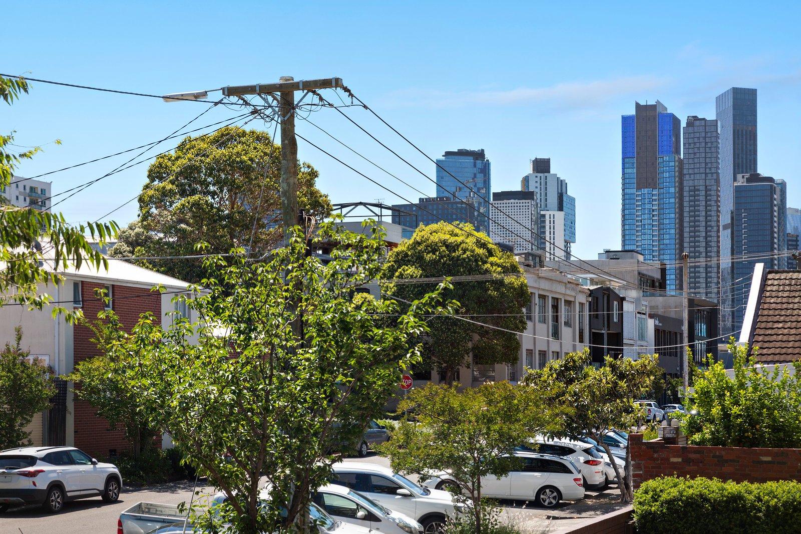 2/4 Heather Street, South Melbourne, 3205