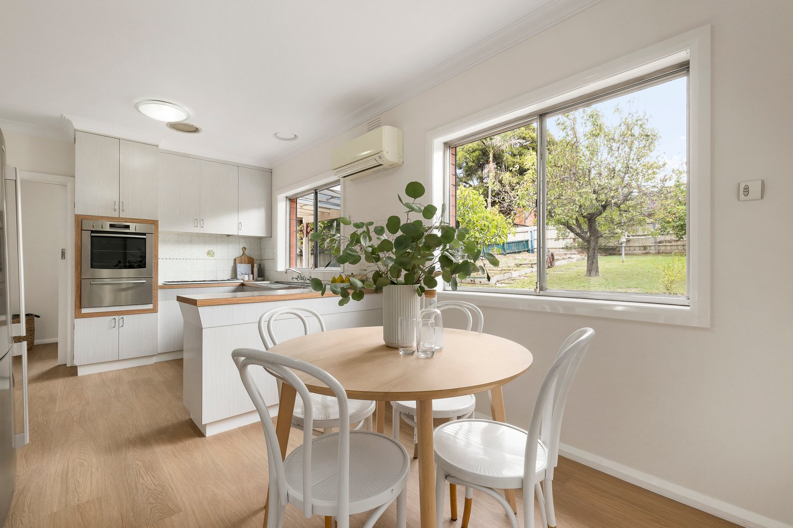22 Barrington Drive, Ashwood, 3147