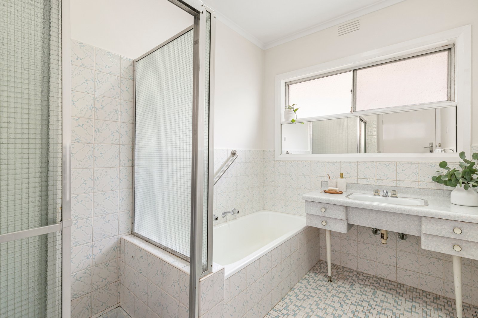 22 Barrington Drive, Ashwood, 3147