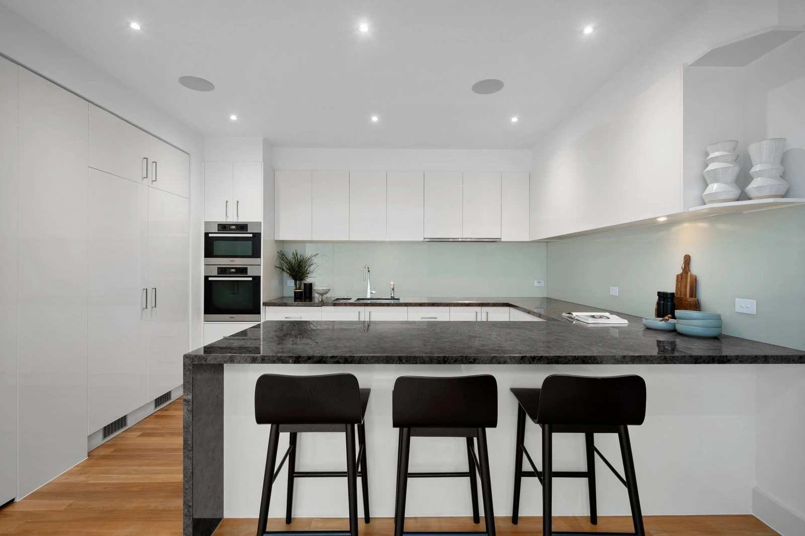 22 Danks Street, Albert Park, 3206