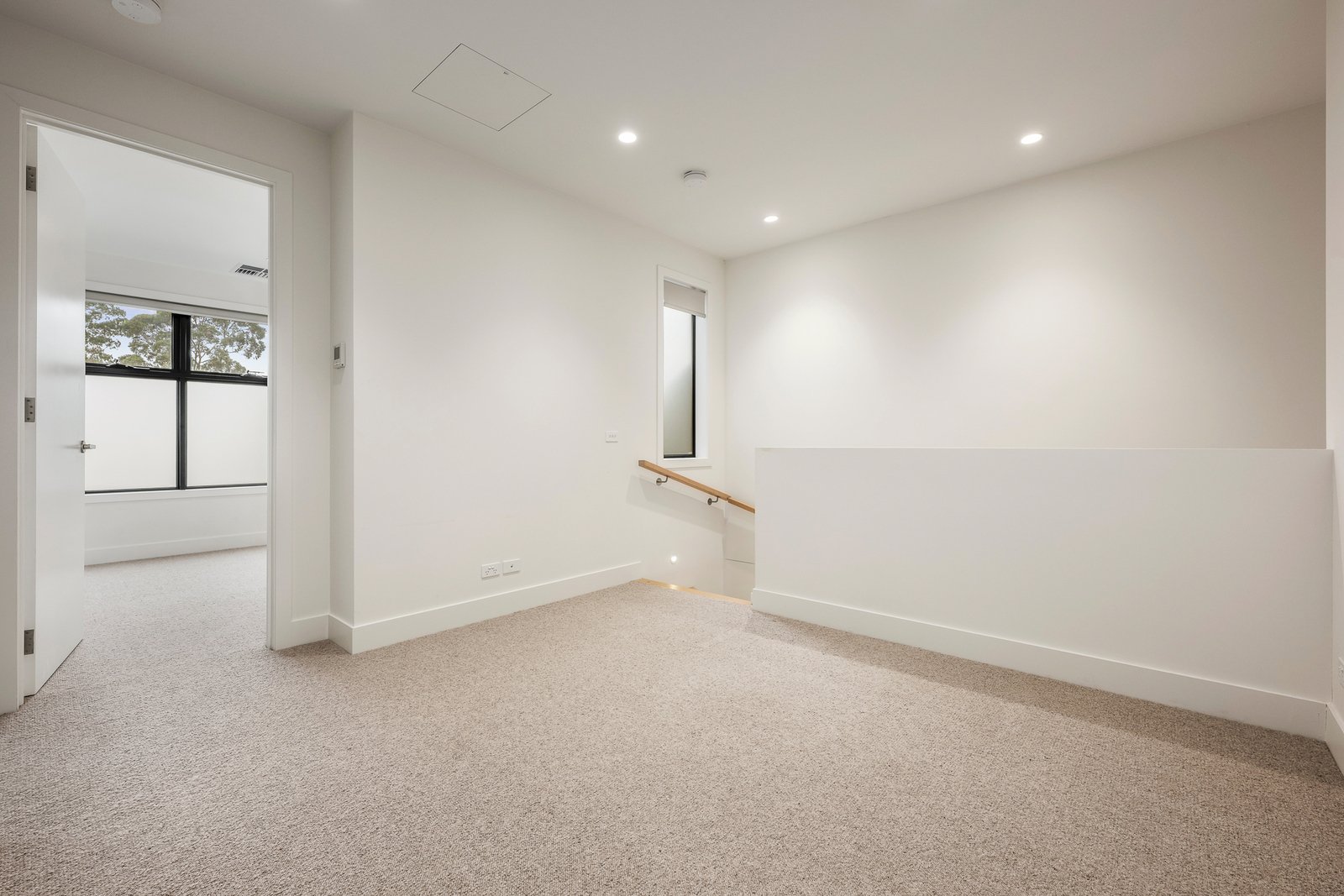 2/2 Fordham Avenue, Camberwell, 3124