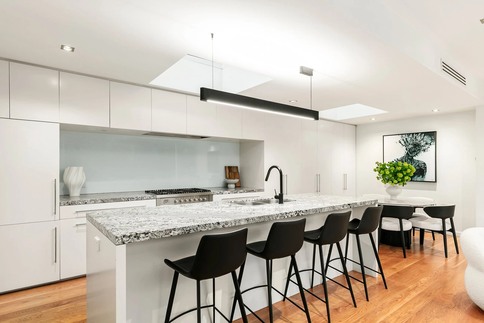 2/2 Hastings Road, Hawthorn East, 3123