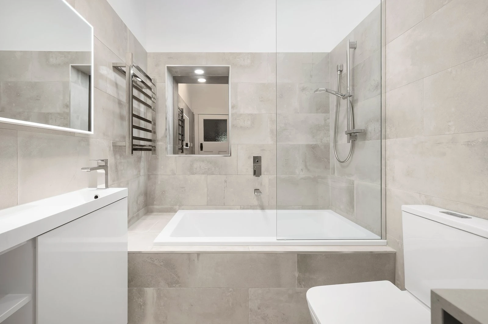 22 Lockhart Street, Camberwell, 3124