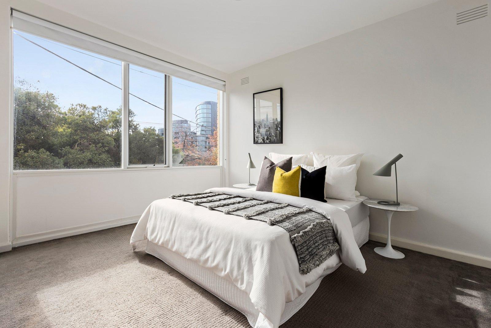 2/20 Denmark Hill Road, Hawthorn East, 3123