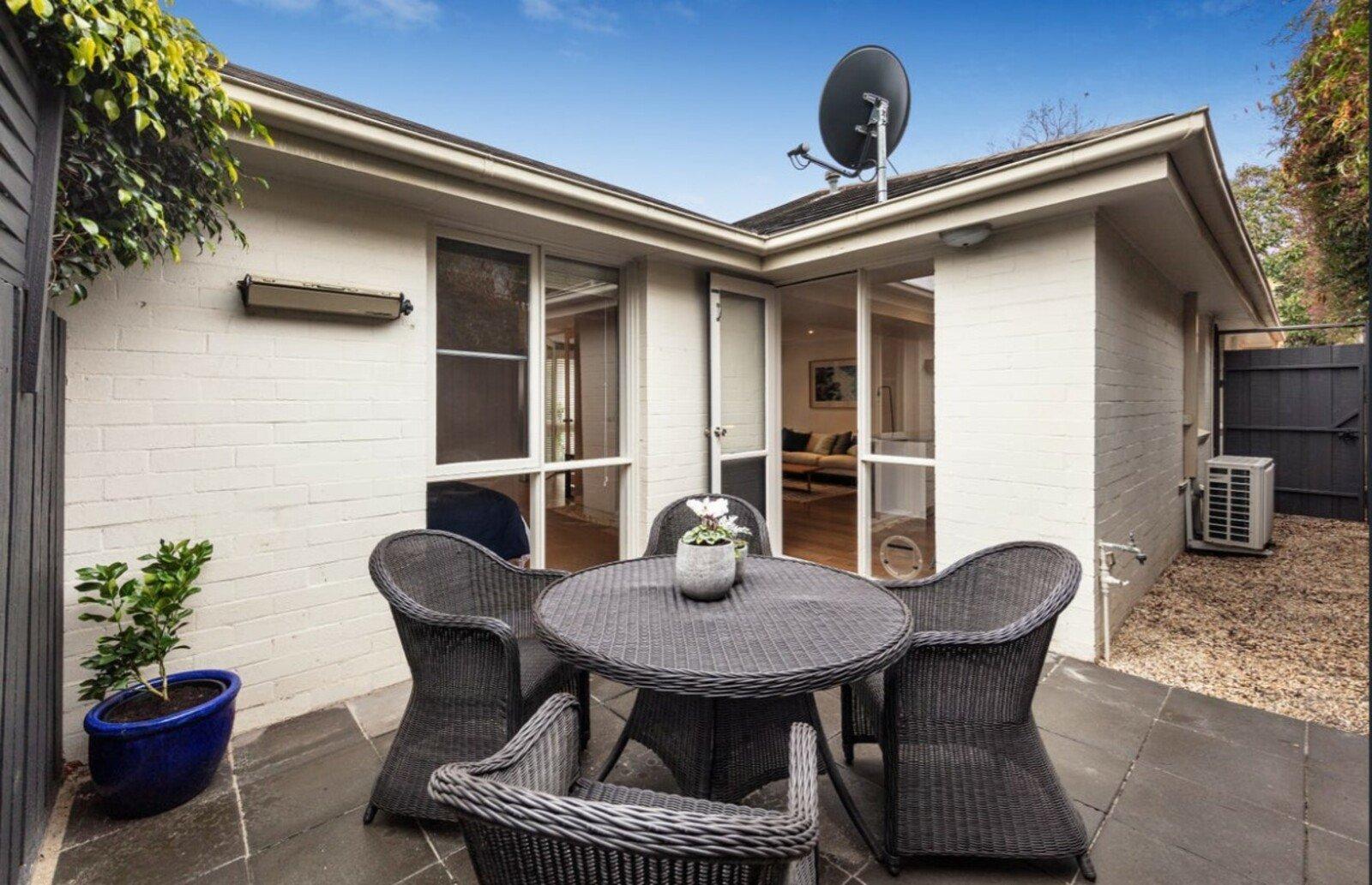 2/20 Illawarra Road, Hawthorn, 3122