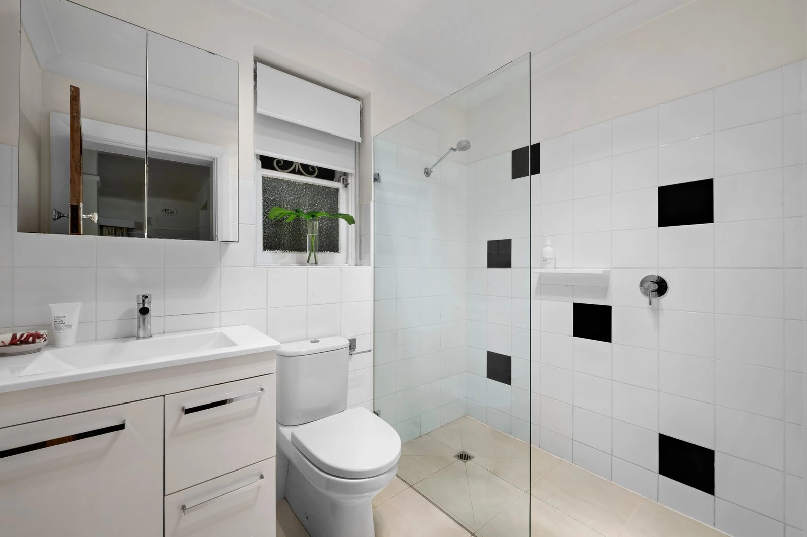 2/223 Page Street, Middle Park, 3206