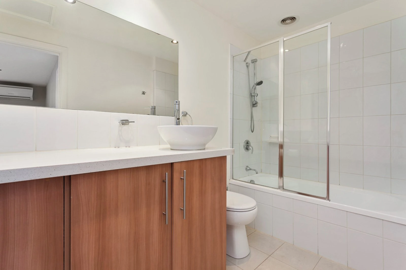 2/233 Cotham Road, Kew, 3101