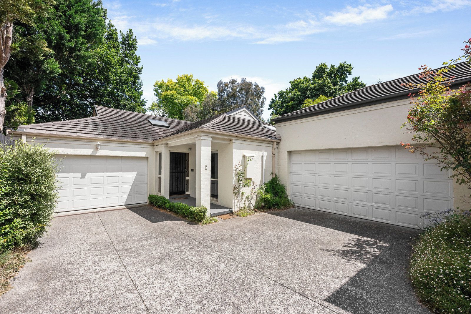 2/233 Highfield Road, Camberwell, 3124