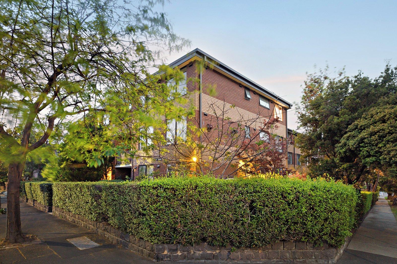22/41-43 Alma Road, St Kilda, 3182