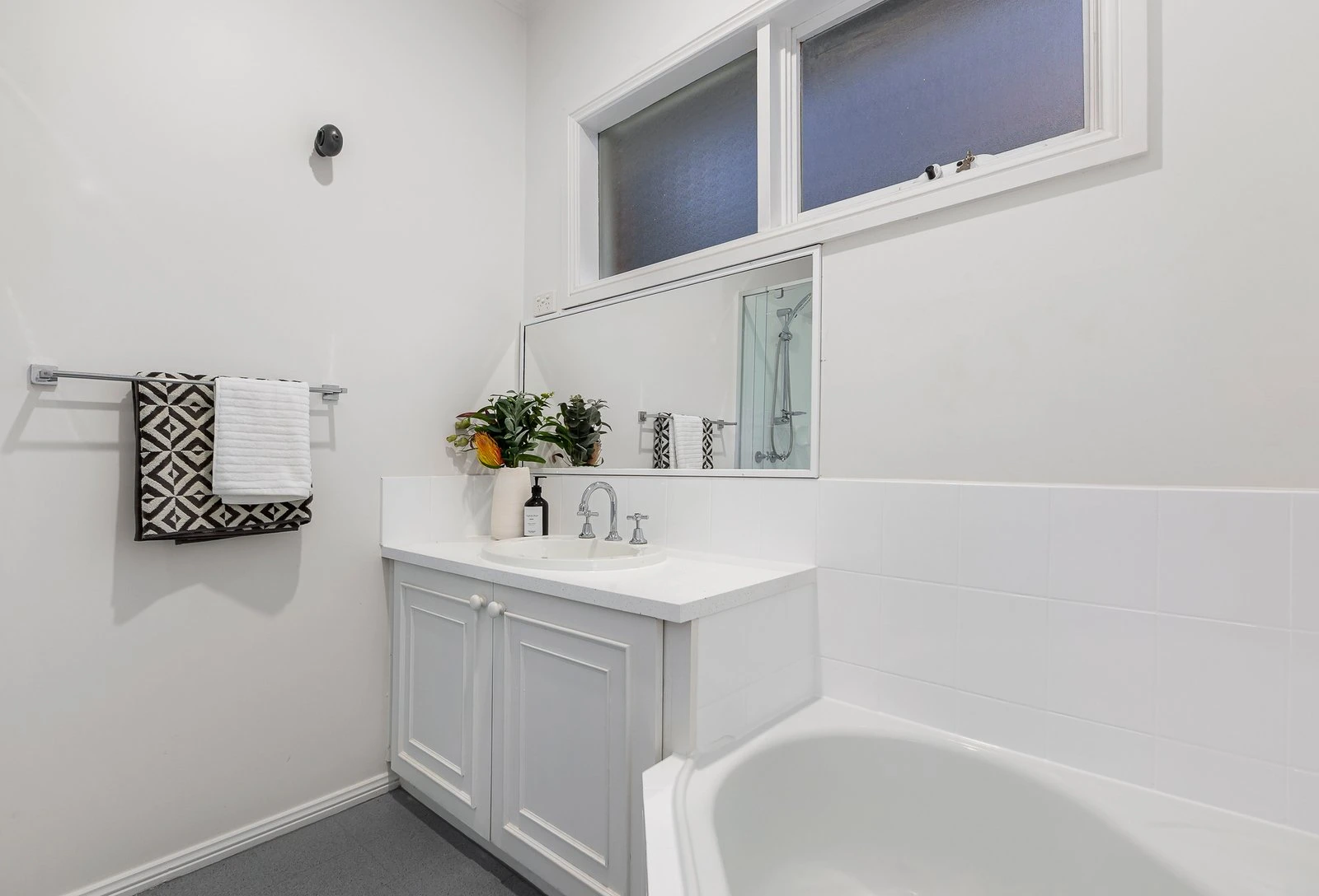 2/26 Nevis Street, Camberwell, 3124