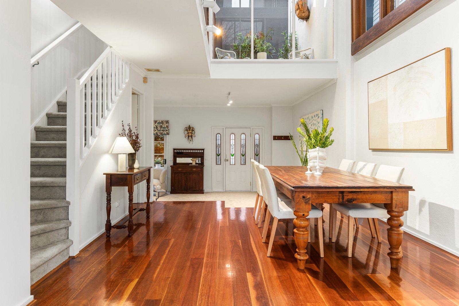 2/312 Barkers Road, Hawthorn, 3122