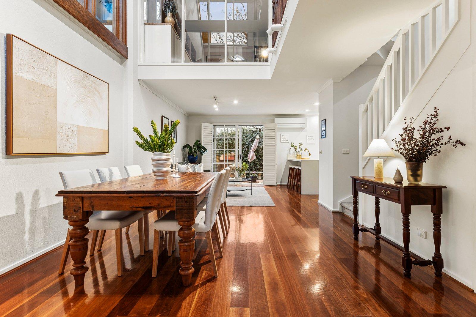 2/312 Barkers Road, Hawthorn, 3122