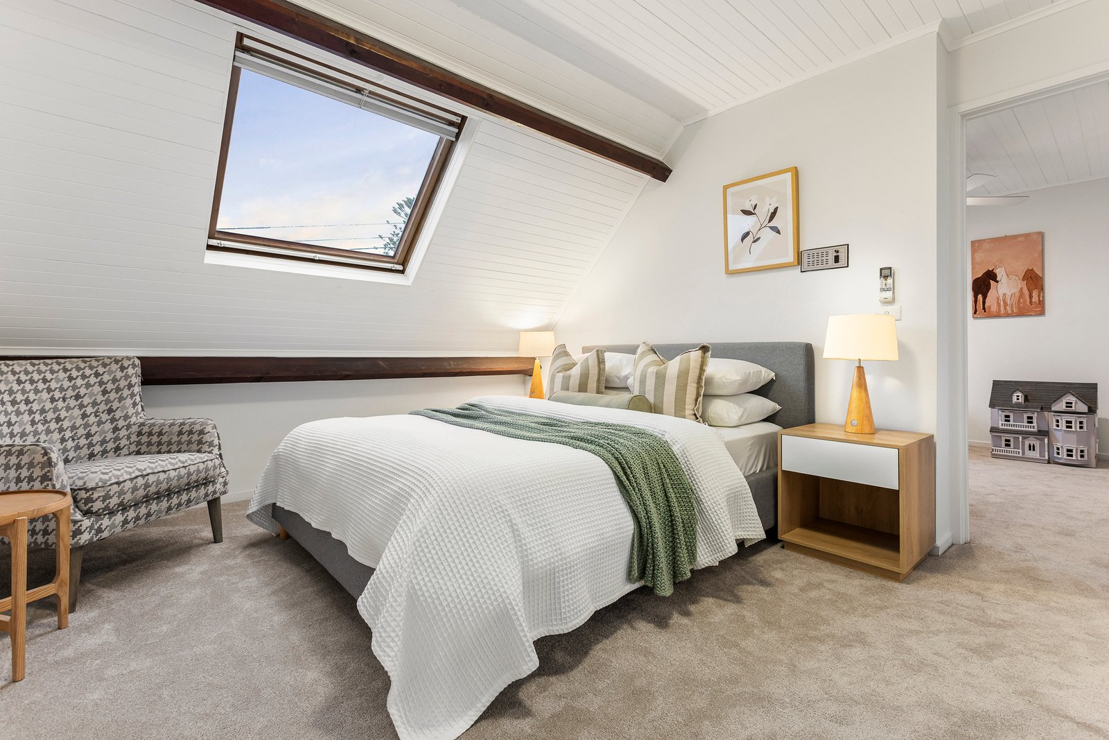 2/312 Barkers Road, Hawthorn, 3122
