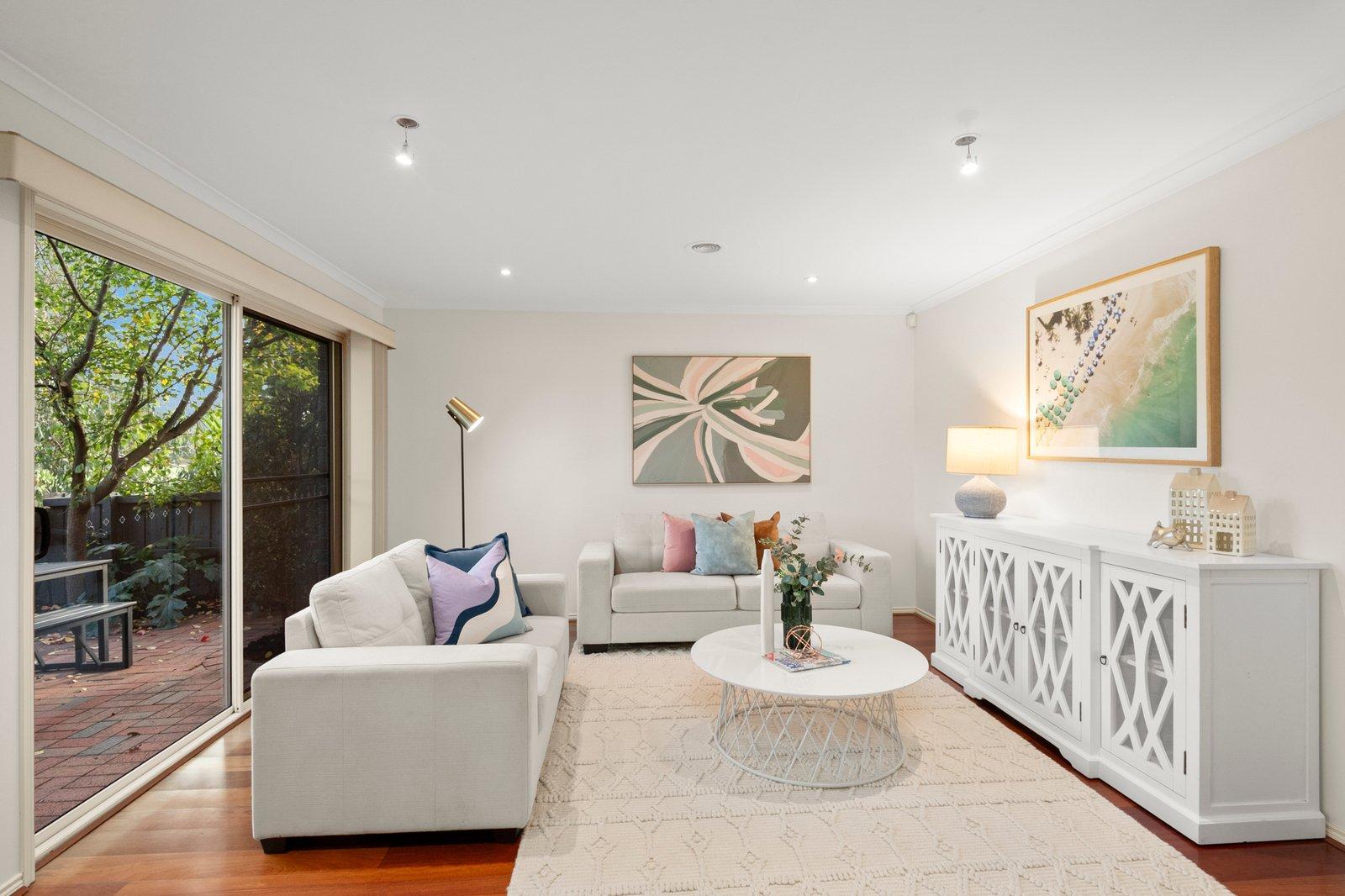 2/32 Albury Road, Balwyn North, 3104